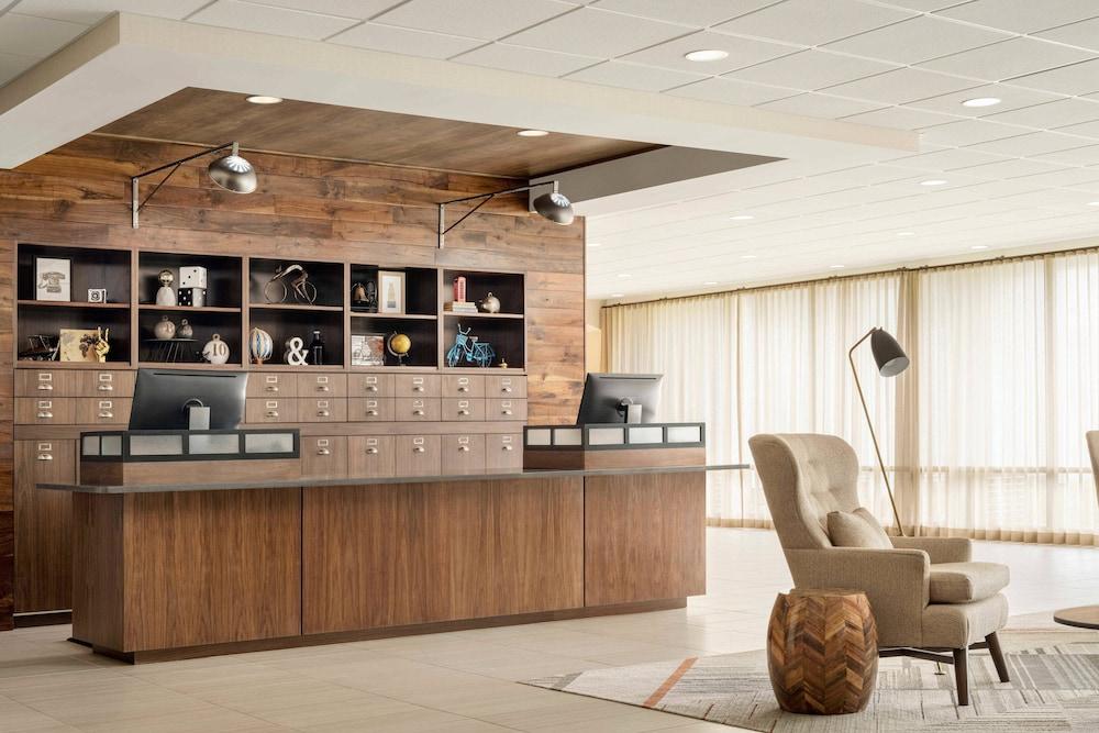 Four Points By Sheraton Brunswick Exteriör bild