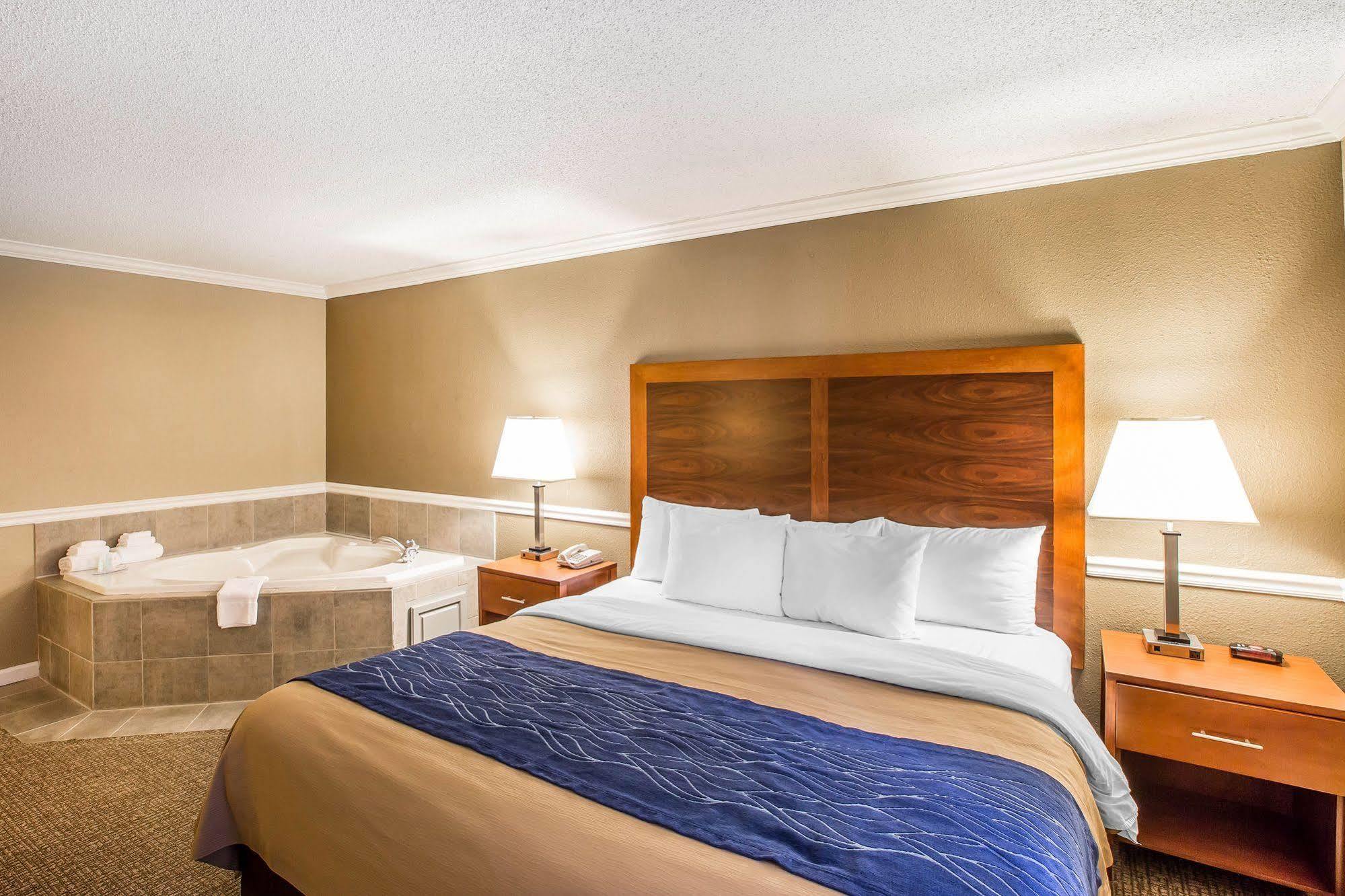 Four Points By Sheraton Brunswick Exteriör bild