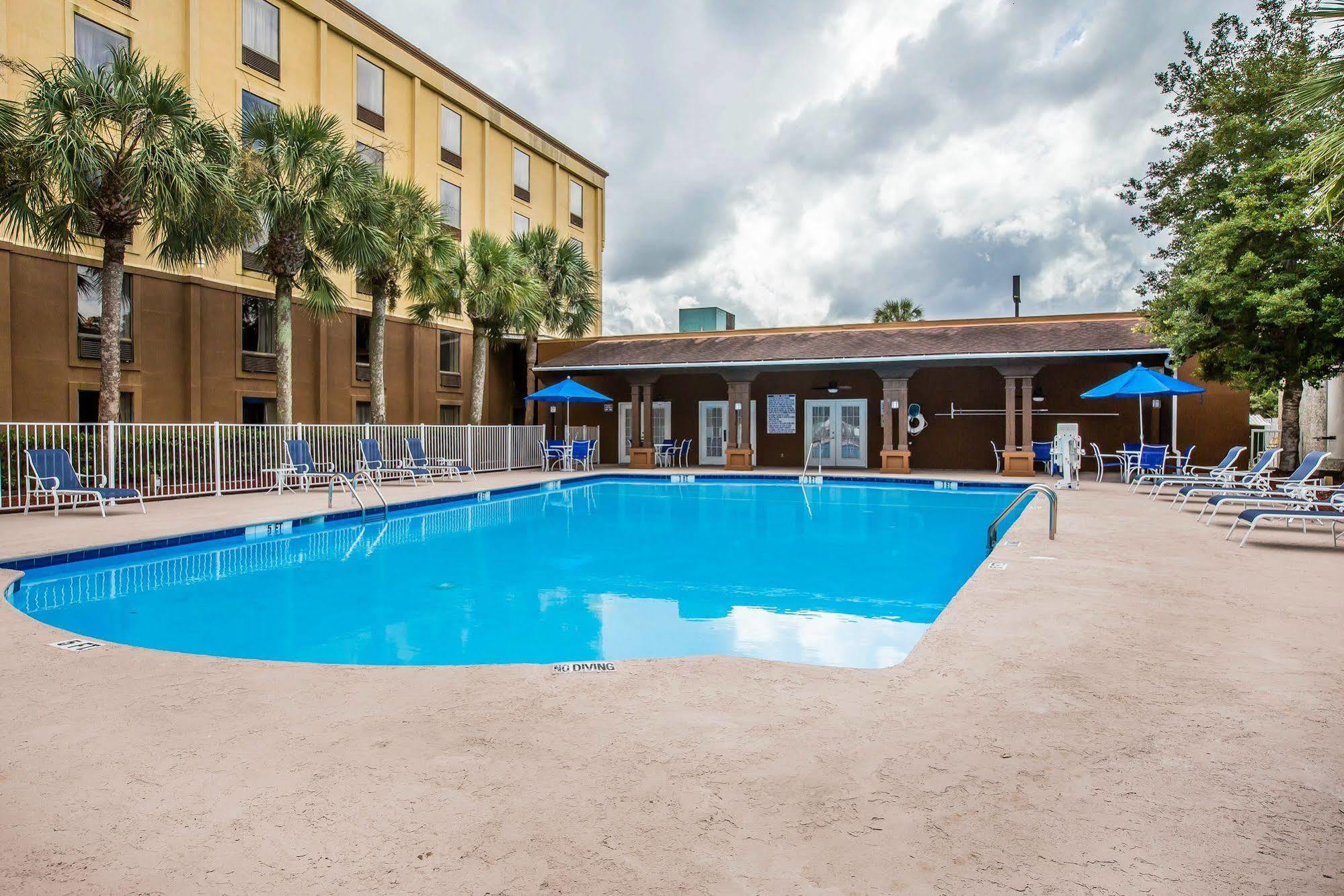 Four Points By Sheraton Brunswick Exteriör bild
